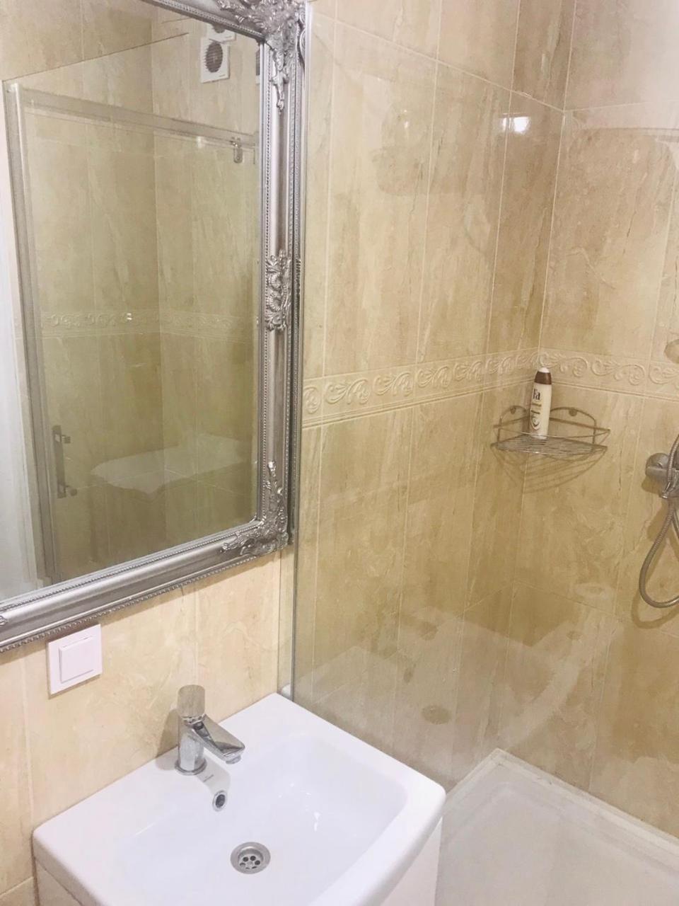 Grunvald Lux Apartman Kijev Kültér fotó